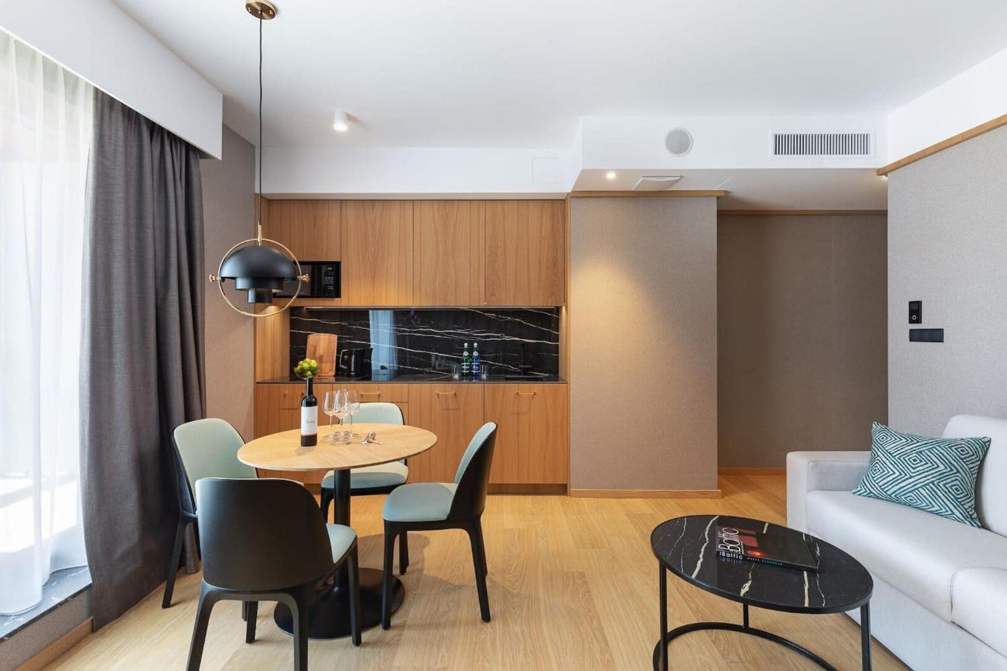 Apartamenty Deo Plaza By Rent Like Home 格但斯克 外观 照片