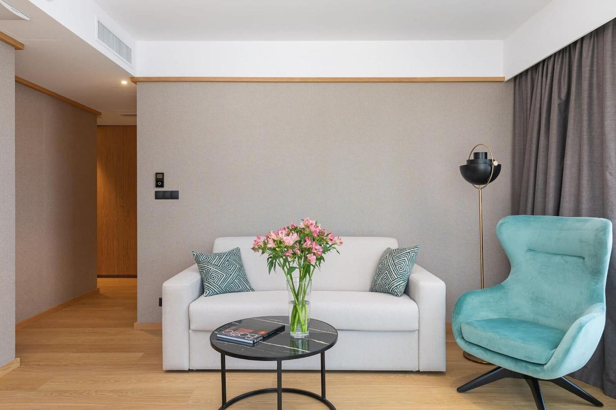 Apartamenty Deo Plaza By Rent Like Home 格但斯克 外观 照片